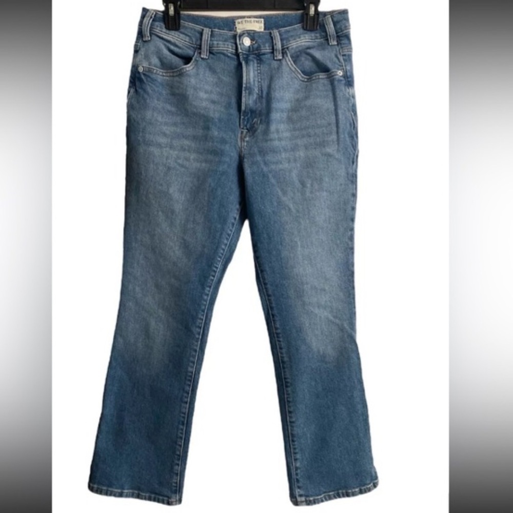 We the Free Jeans Low Maintenance Mid Rise Crop Boot Light Blue NWT - Picture 4 of 9